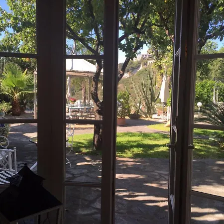 Esclusiva Luxury Con Giardino Villa